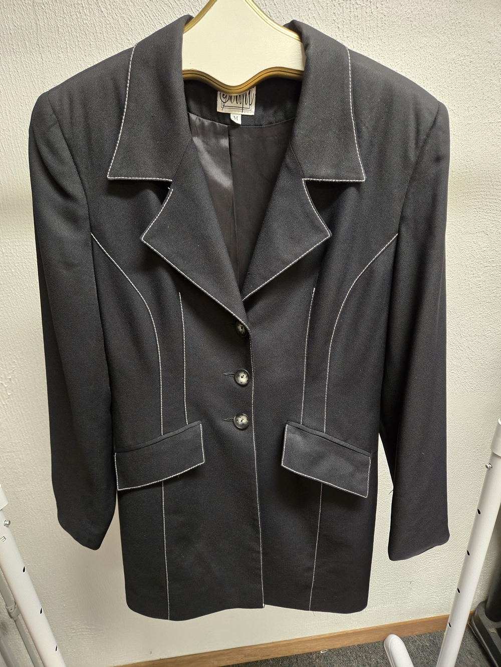 Script Women's Black Tailored Blazer Jacket
